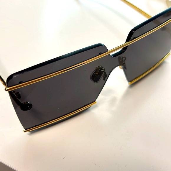 Loewe sunglasses NEW - Picture 2 of 3